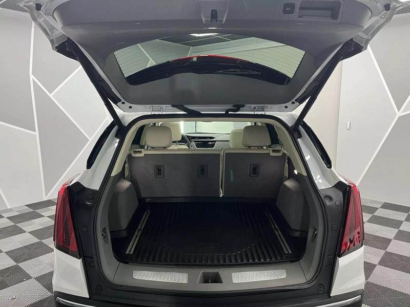 2020 Cadillac XT5 Premium Luxury Sport Utility 4D 44