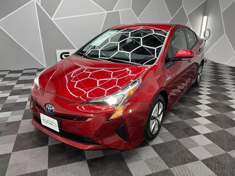 2018 Toyota Prius Two Hatchback 4D 4