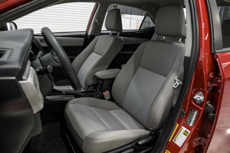 2016 Toyota Corolla LE Plus Sedan 4D 17