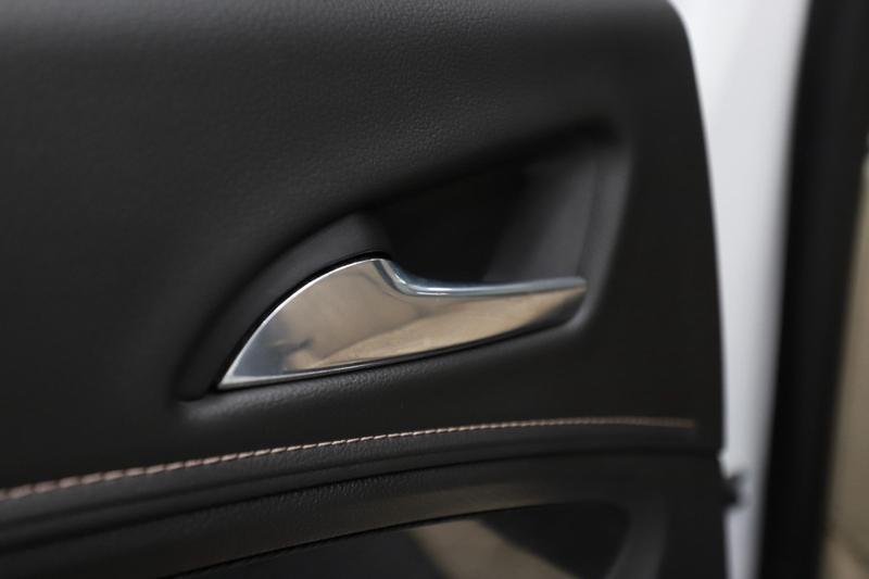 2018 Buick Envision Premium Sport Utility 4D 29