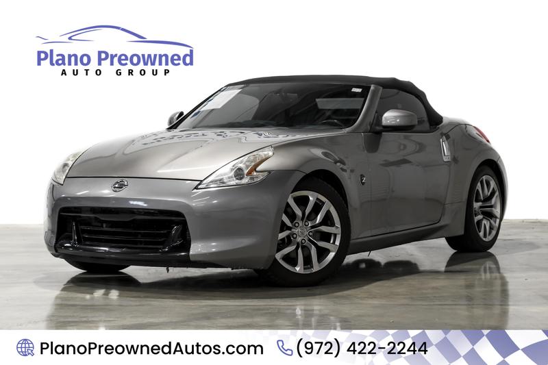 2010 Nissan 370Z Touring Roadster 2D 1