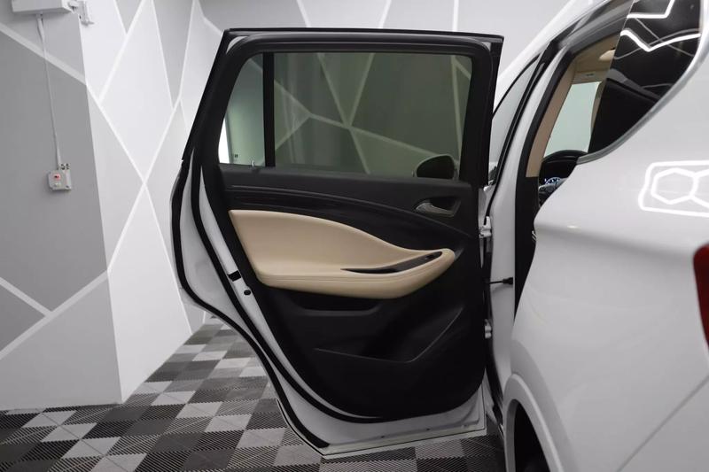 2018 Buick Envision Premium Sport Utility 4D 20