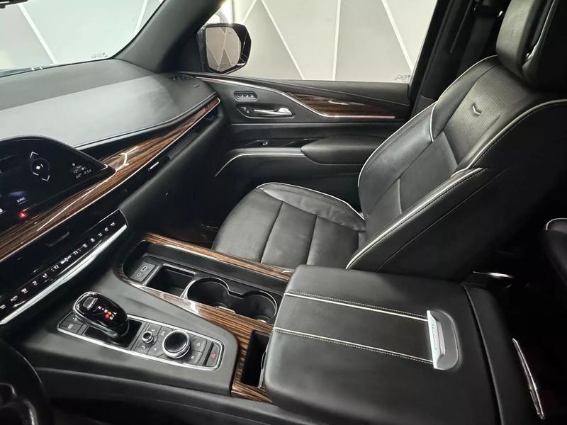 2021 Cadillac Escalade Premium Luxury Sport Utility 4D 20