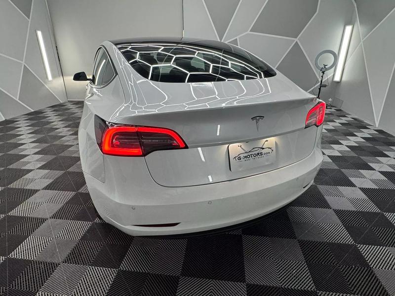 2021 Tesla Model 3 Standard Range Plus Sedan 4D 6