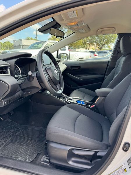 2022 Toyota Corolla  - $19900