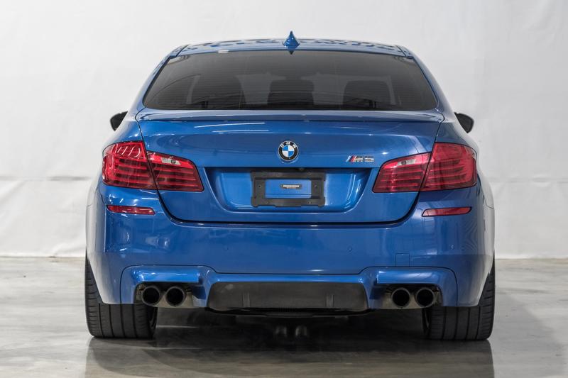 2014 BMW M5 Sedan 4D 8