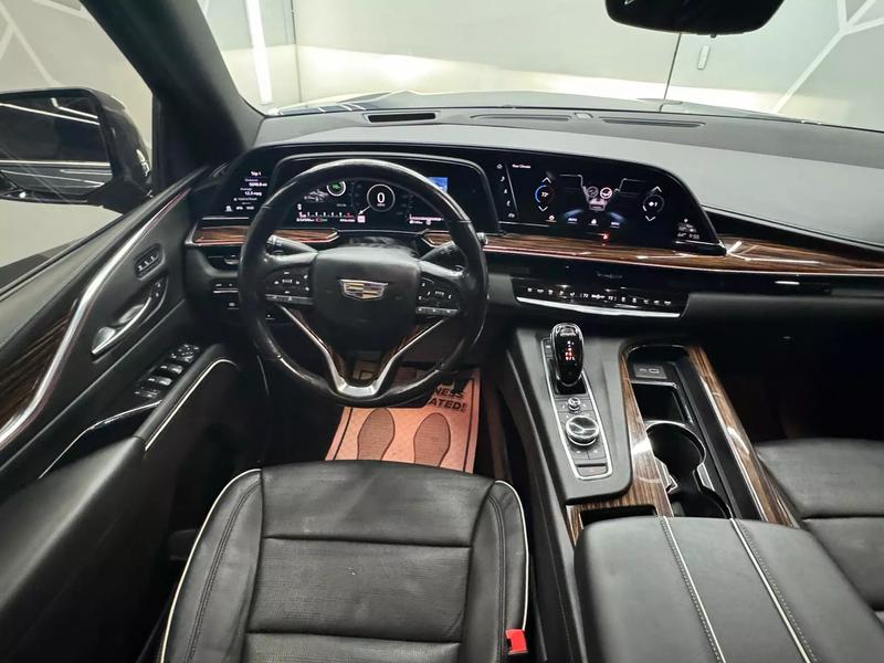 2021 Cadillac Escalade Premium Luxury Sport Utility 4D 24