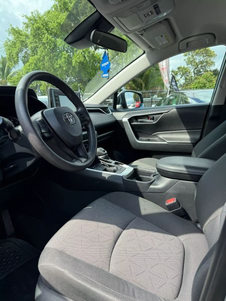 2021 Toyota RAV4  - $21999