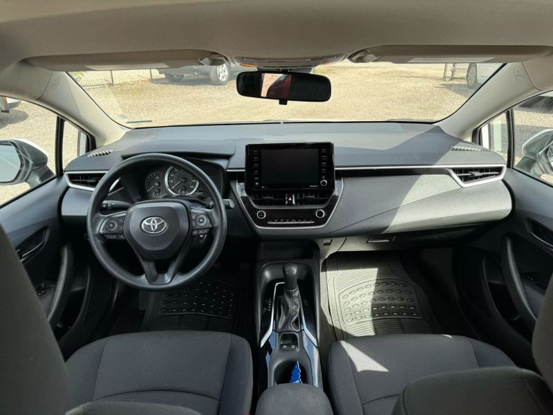 2022 Toyota Corolla  - $19900