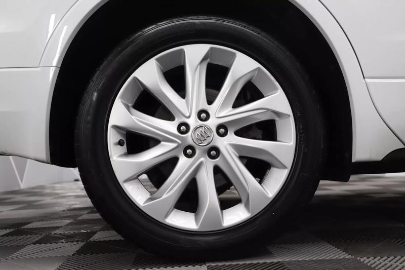 2018 Buick Envision Premium Sport Utility 4D 17