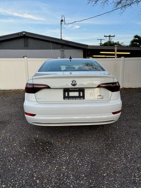 2021 Volkswagen Jetta  - $17999