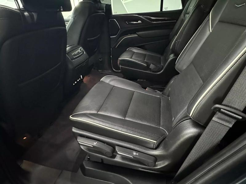 2021 Cadillac Escalade Premium Luxury Sport Utility 4D 23