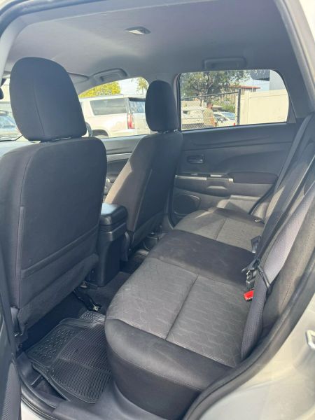 2021 Mitsubishi Outlander  - $17999