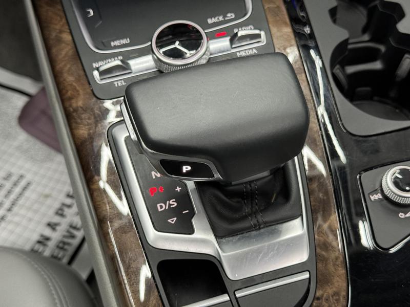2018 Audi Q7 3.0T Premium Plus Sport Utility 4D 54