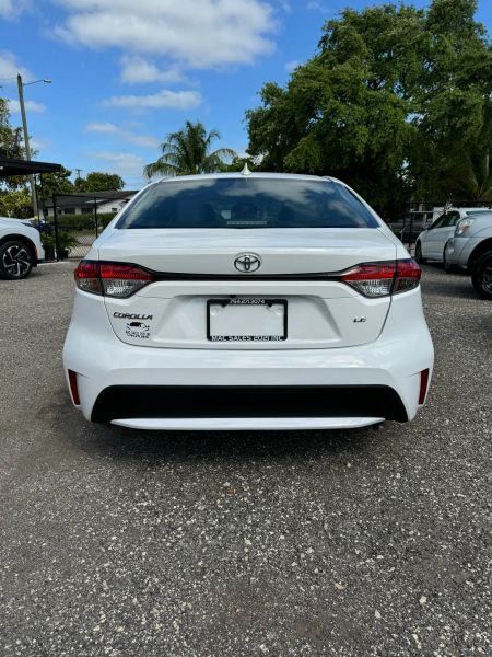 2022 Toyota Corolla  - $19900