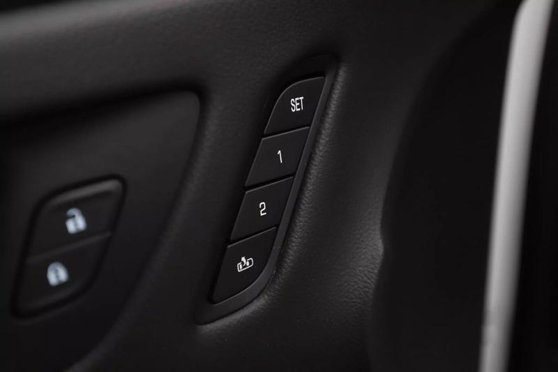 2018 Buick Envision Premium Sport Utility 4D 33
