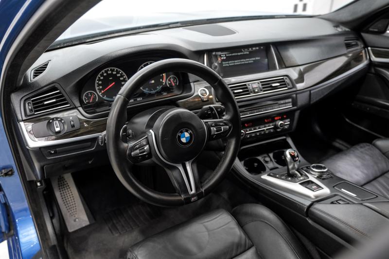 2014 BMW M5 Sedan 4D 17