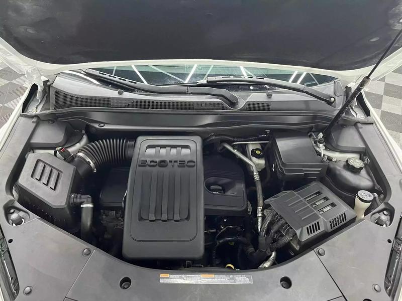 2015 Chevrolet Equinox LS Sport Utility 4D 50