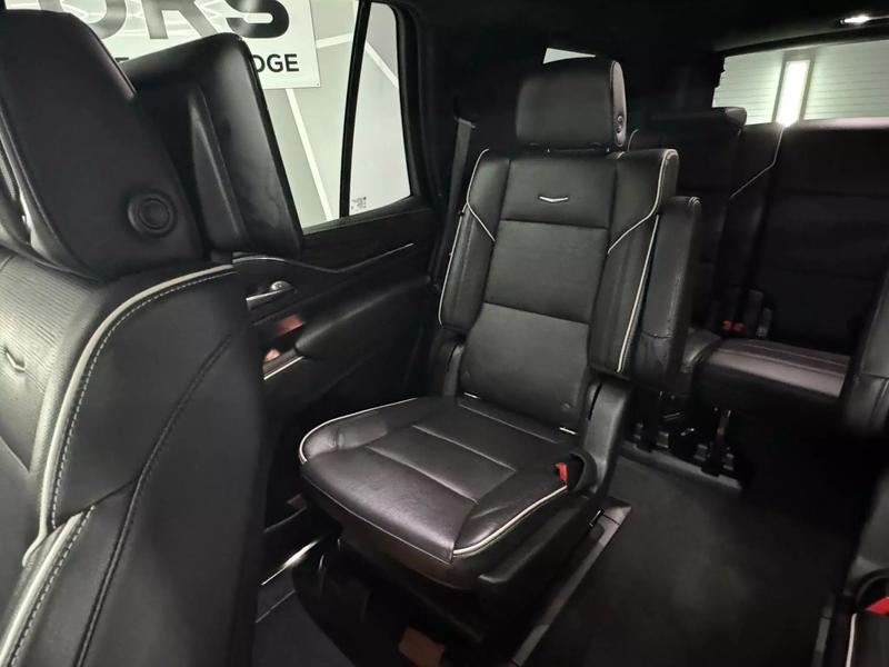 2021 Cadillac Escalade Premium Luxury Sport Utility 4D 21