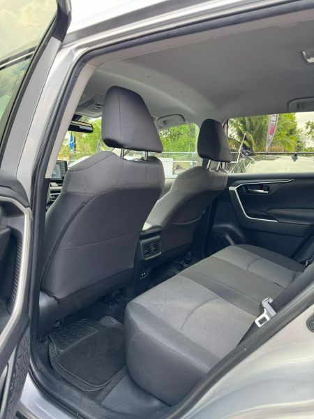 2021 Toyota RAV4  - $21999