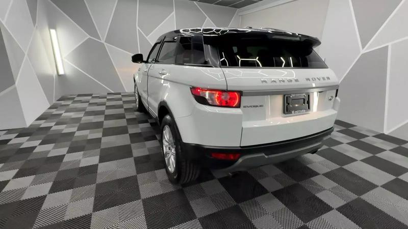 2015 Land Rover Range Rover Evoque Pure Sport Utility 4D 8