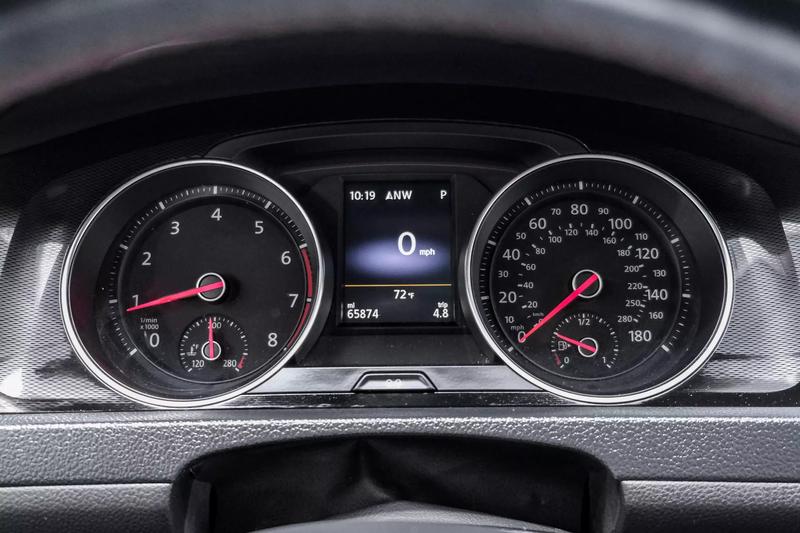 2015 Volkswagen Golf GTI Autobahn Hatchback Sedan 4D 24