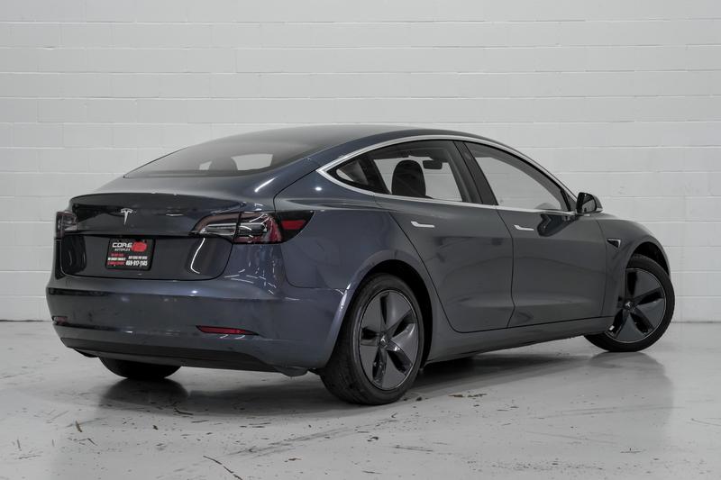 2019 Tesla Model 3 Mid Range Sedan 4D 10