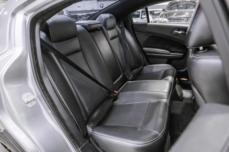 2014 Dodge Charger R/T Max Sedan 4D 39