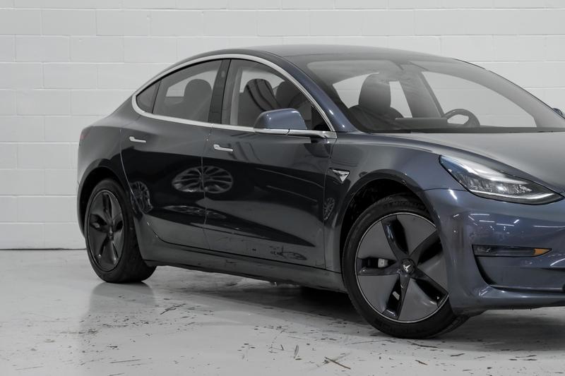 2019 Tesla Model 3 Mid Range Sedan 4D 7