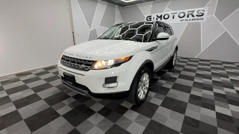 2015 Land Rover Range Rover Evoque Pure Sport Utility 4D 22