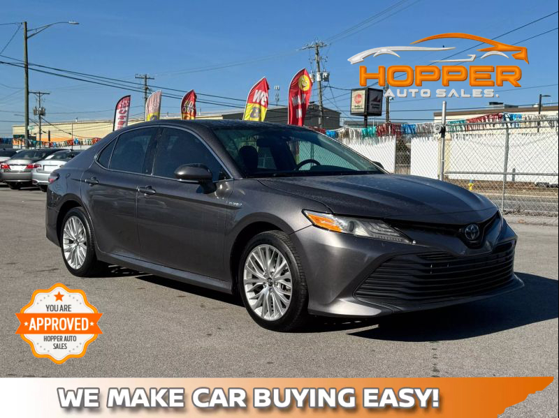 2020 Toyota Camry Hybrid XLE