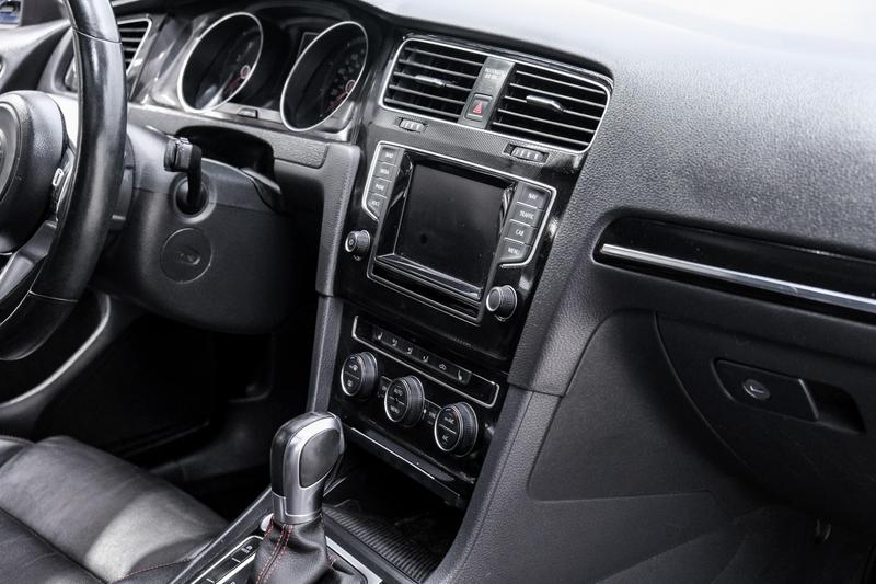 2015 Volkswagen Golf GTI Autobahn Hatchback Sedan 4D 31