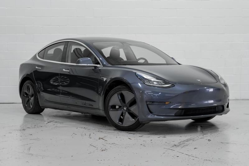 2019 Tesla Model 3 Mid Range Sedan 4D 6