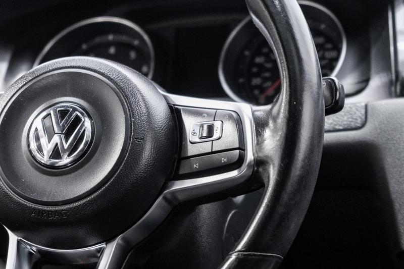 2015 Volkswagen Golf GTI Autobahn Hatchback Sedan 4D 22