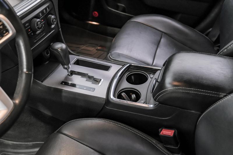 2014 Dodge Charger R/T Max Sedan 4D 26