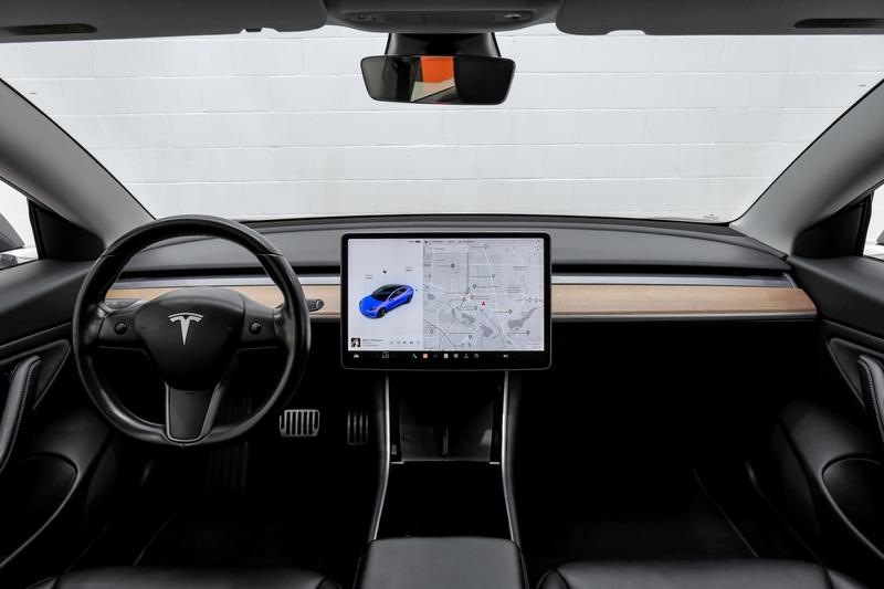 2019 Tesla Model 3 Mid Range Sedan 4D 19