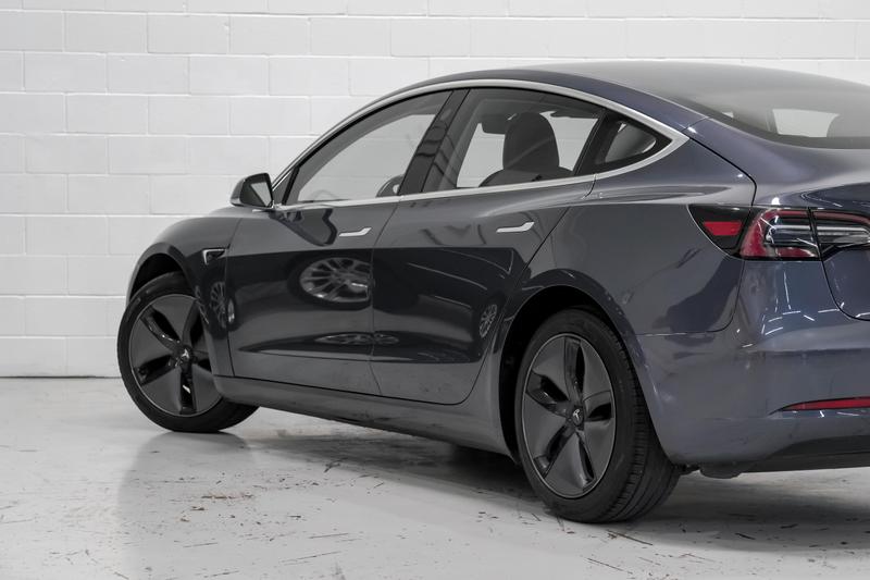 2019 Tesla Model 3 Mid Range Sedan 4D 13