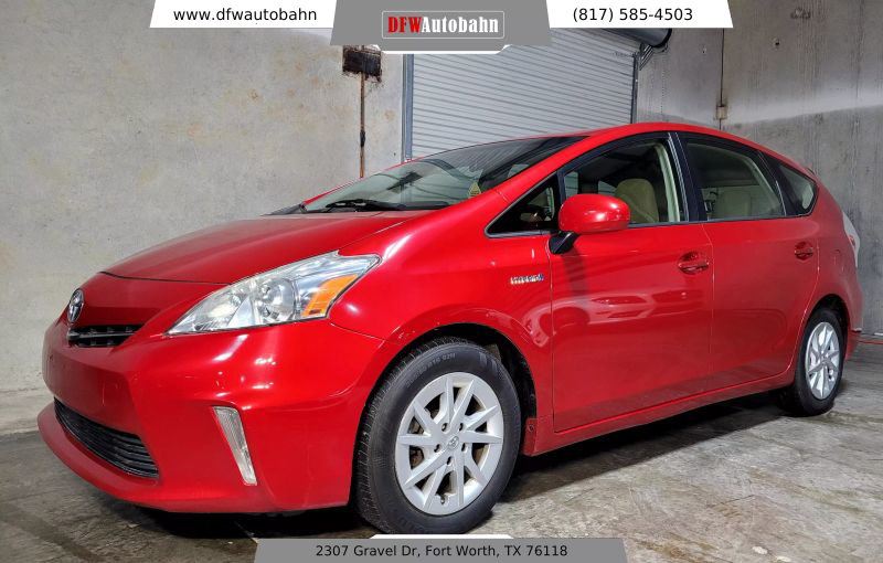 2013 Toyota Prius v Two