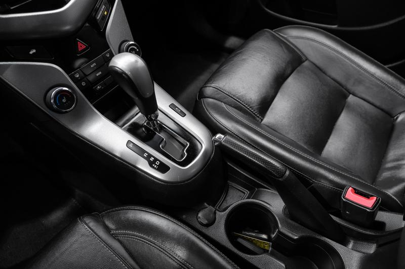 2016 Chevrolet Cruze Limited LTZ Sedan 4D 30