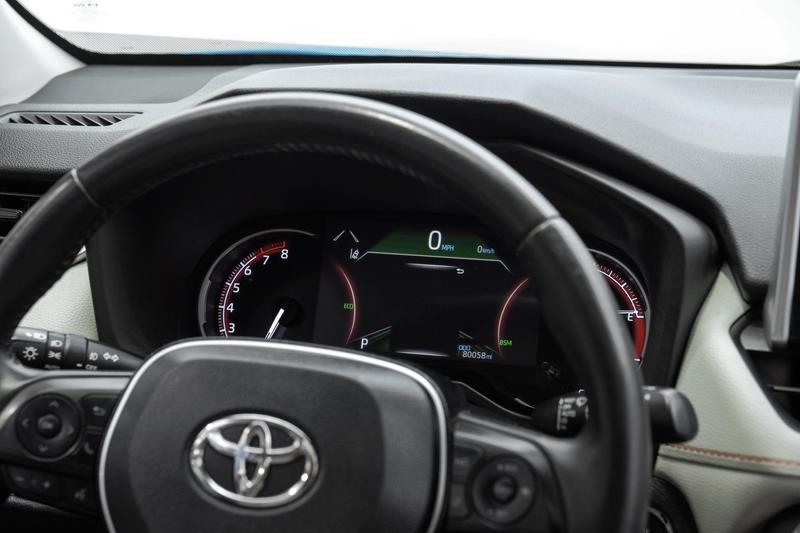 2019 Toyota RAV4 Adventure Sport Utility 4D 27