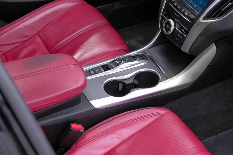 2018 Acura TLX 3.5 w/Technology Pkg & A-SPEC Pkg Sedan 4D 28