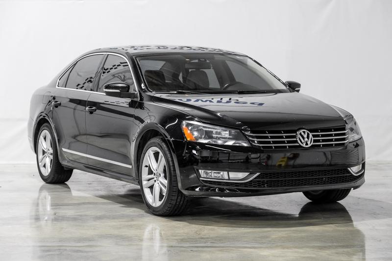 2015 Volkswagen Passat 1.8T SEL Premium Sedan 4D 4