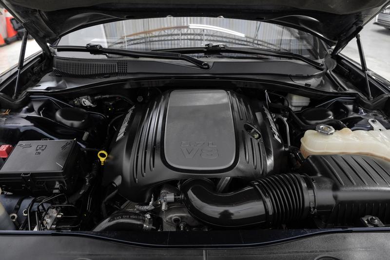 2012 Dodge Charger R/T Sedan 4D 57