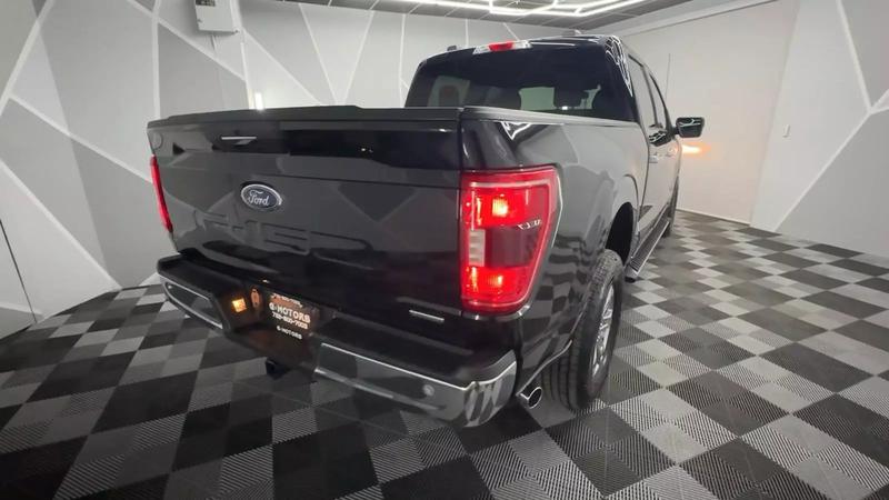 2021 Ford F150 SuperCrew Cab XLT Pickup 4D 6 1/2 ft 14