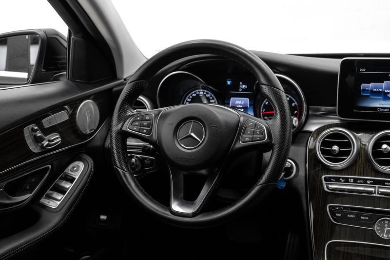 2015 Mercedes-Benz C-Class C 300 4MATIC Sedan 4D 23