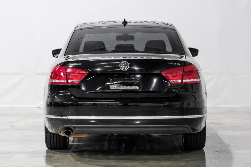 2015 Volkswagen Passat 1.8T SEL Premium Sedan 4D 7