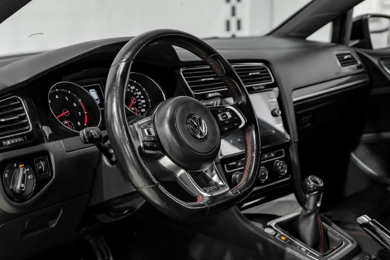 2018 Volkswagen Golf GTI SE Hatchback Sedan 4D 22