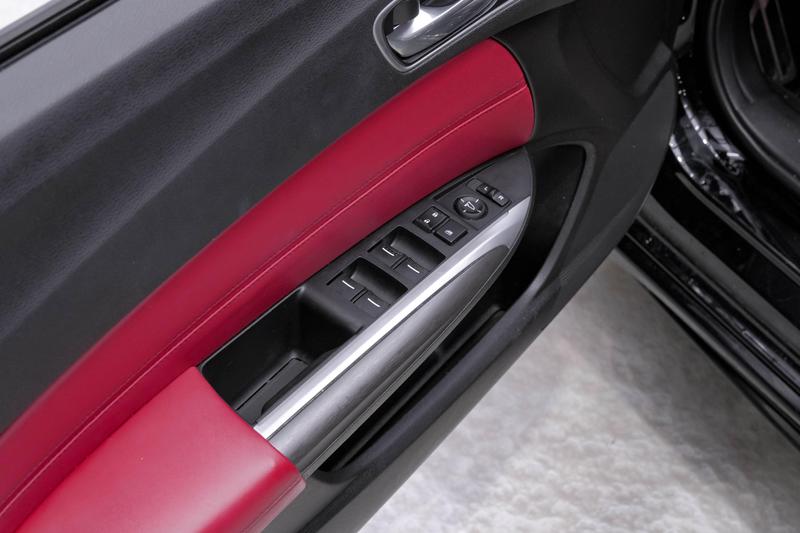 2018 Acura TLX 3.5 w/Technology Pkg & A-SPEC Pkg Sedan 4D 46