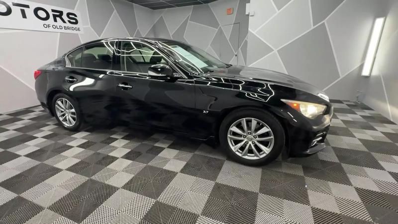 2014 INFINITI Q50 3.7 Sedan 4D 14