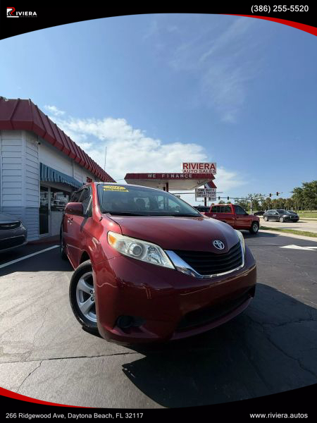 2011 Toyota Sienna LE